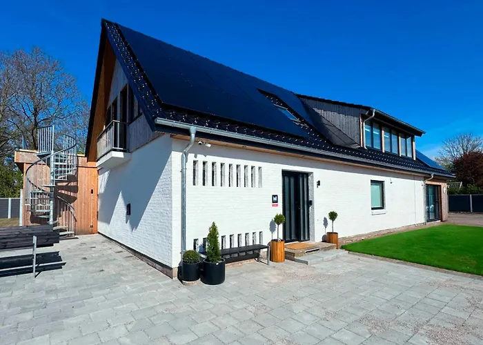 The Nightingale - Top-Equipped House In Odense - Free Parking